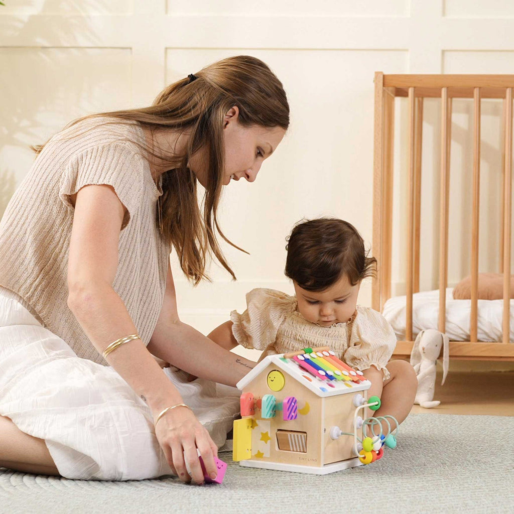 Brain & Hands Playset — Montessori Box (4–6 Months) + Activity Cube