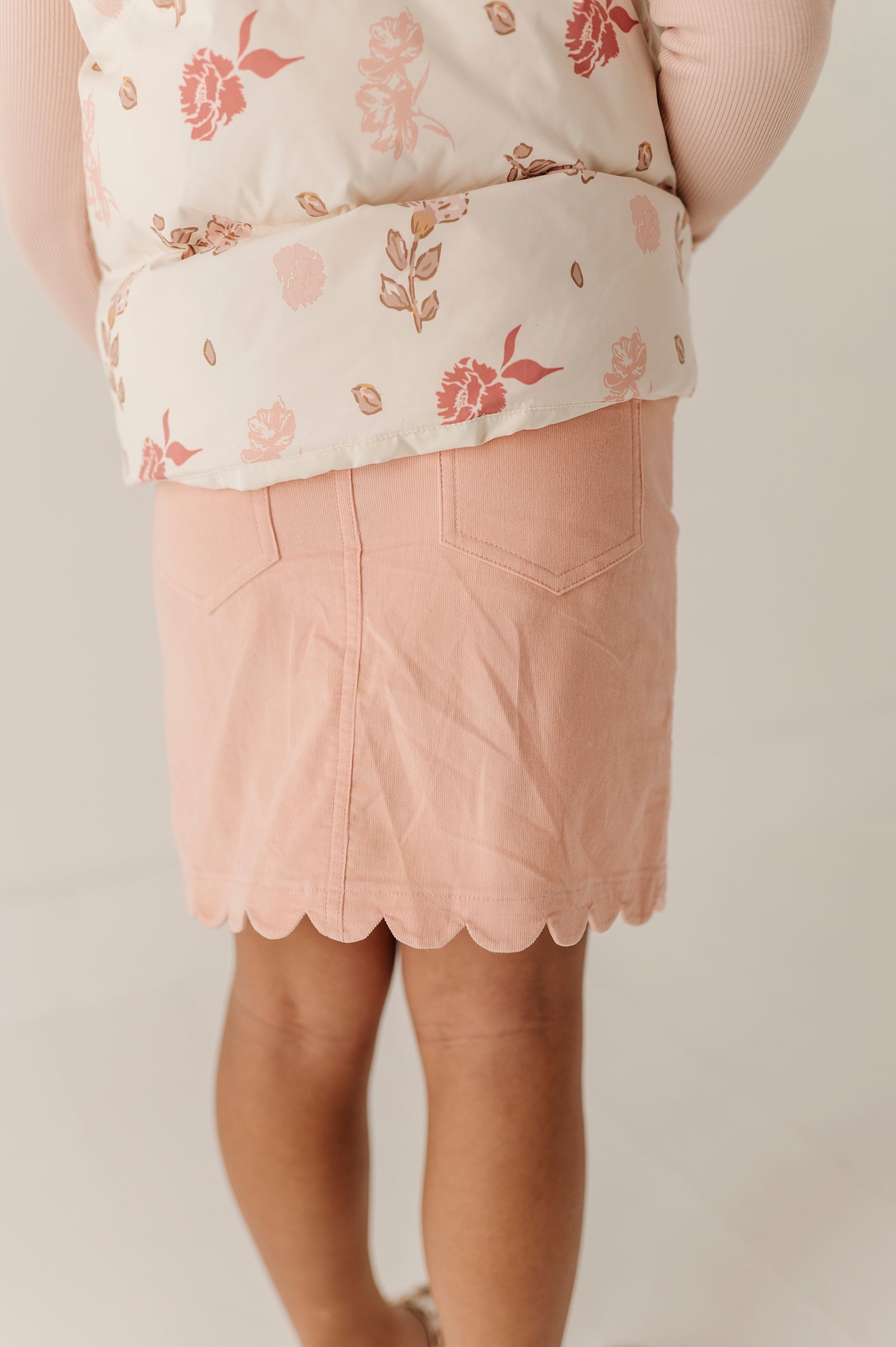 Girls Scallop Hem Corduroy Skirt in Rose Cloud