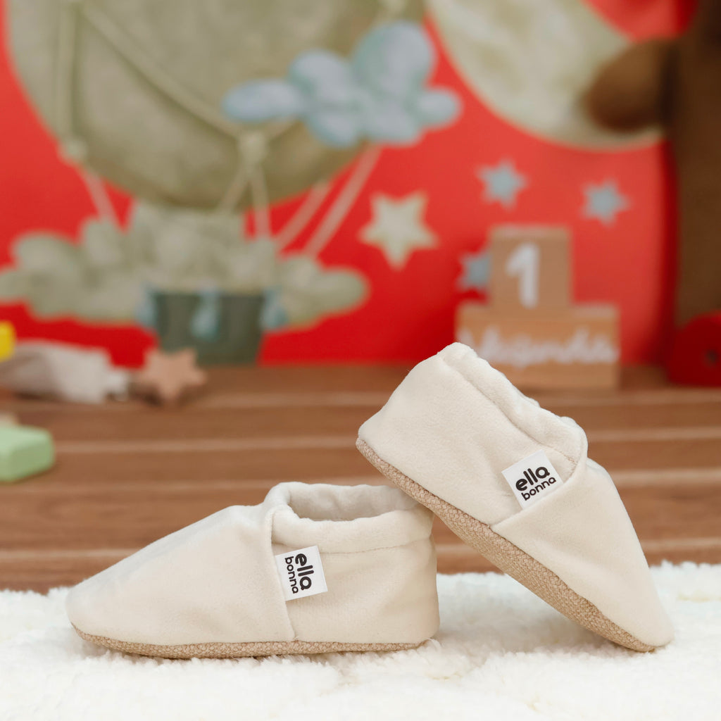 Velvet Soft Sole Baby Moccasins – Cream