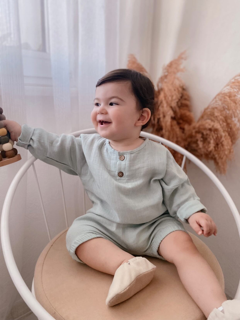 Velvet Soft Sole Baby Moccasins – Cream