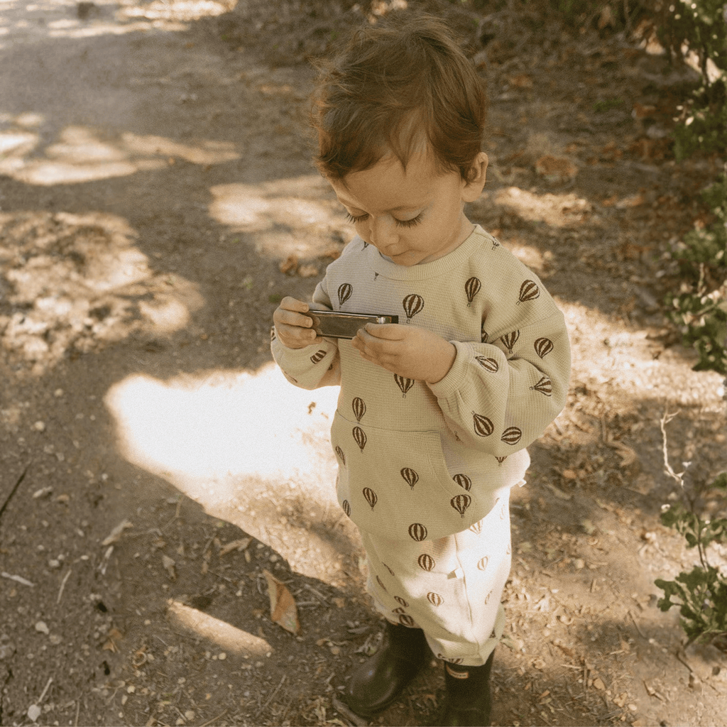 Organic Tee & Pant Slouch Set - Ballon Voyage