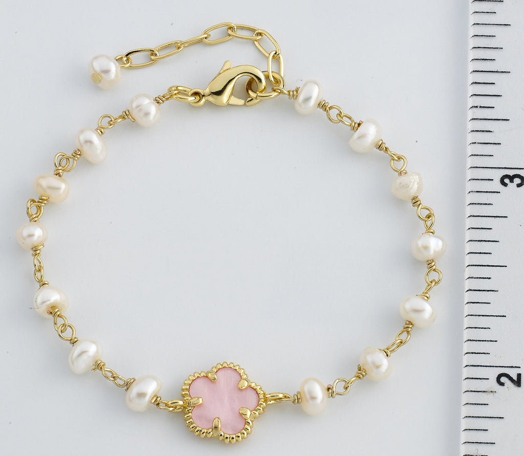 LMTS Classic! Freshwater Pearl & Mother of Pearl Flower Bracelet