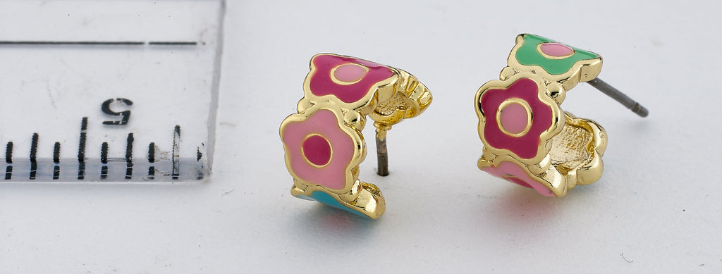 FROSTED FLOWERS Huggy Earring
