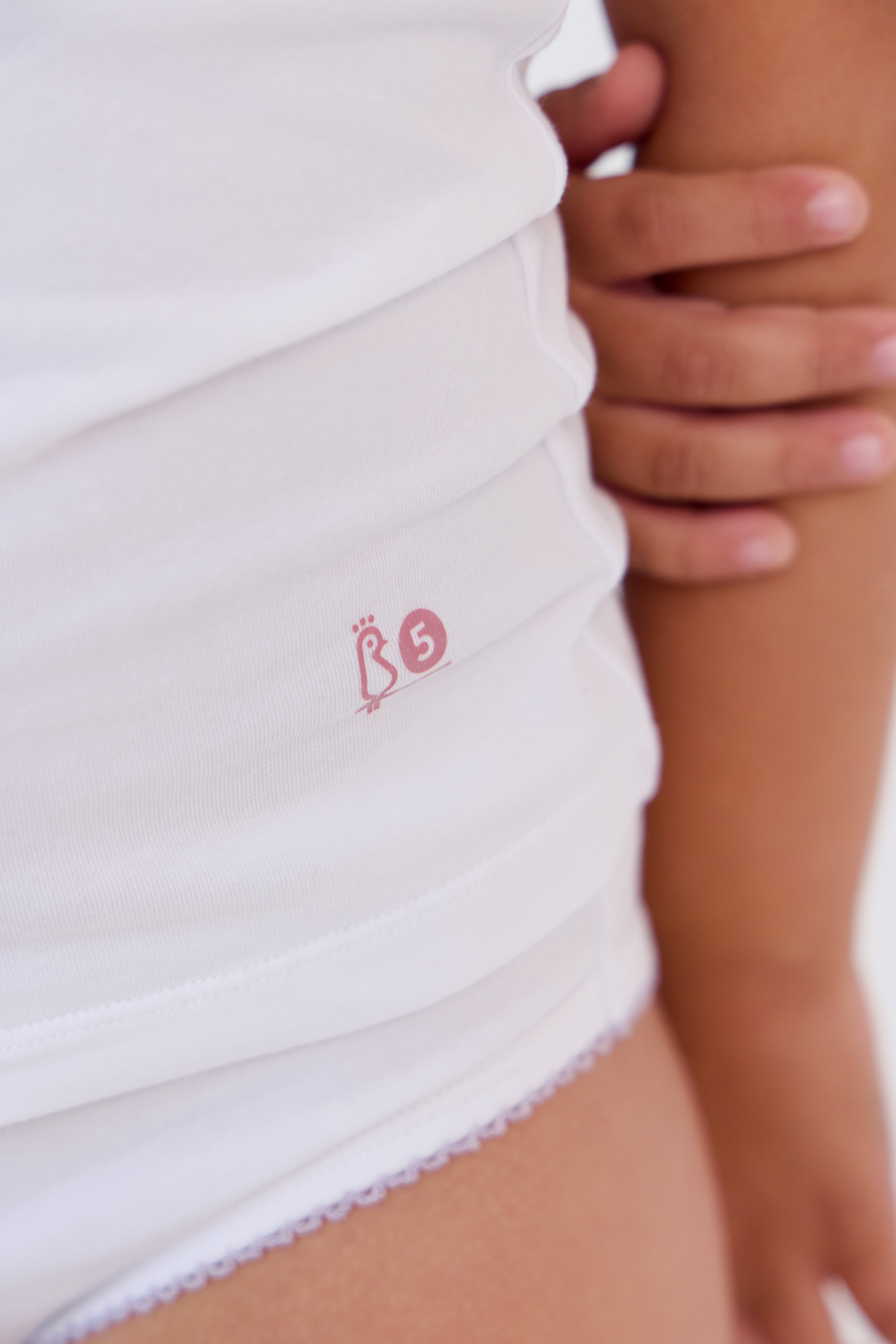 Feathers Solid White Snug Tagless Super Soft Cotton Underwear - Girls Underwear Briefs Panties 5-Pack (Multicolor)