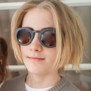 Classic | Sustainable Sunglasses | Plant-Based Bendable Polarized - Adult | 16+ Y |  Sunset Gingham