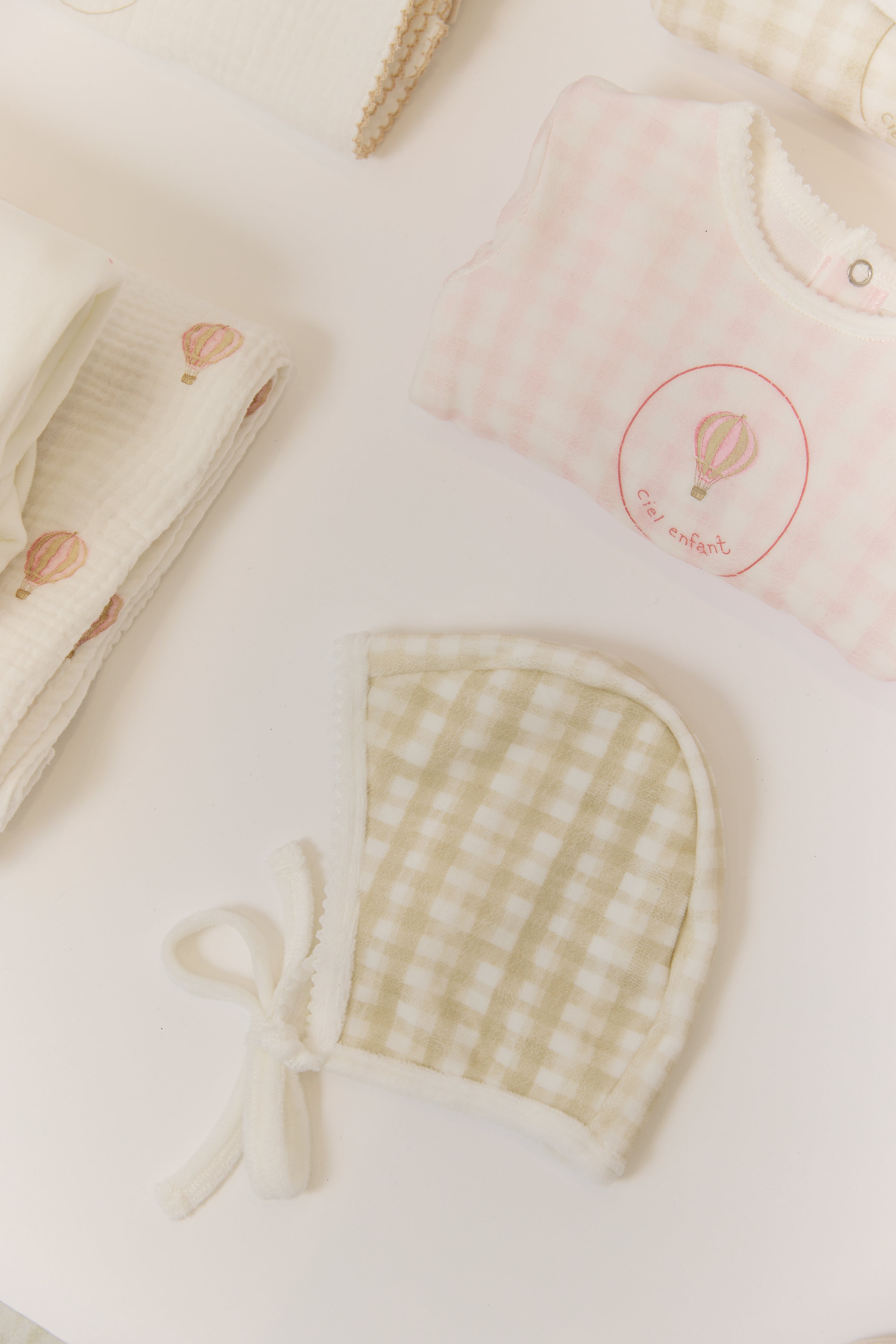 Ciel Enfant Gingham Footie & Hat Set