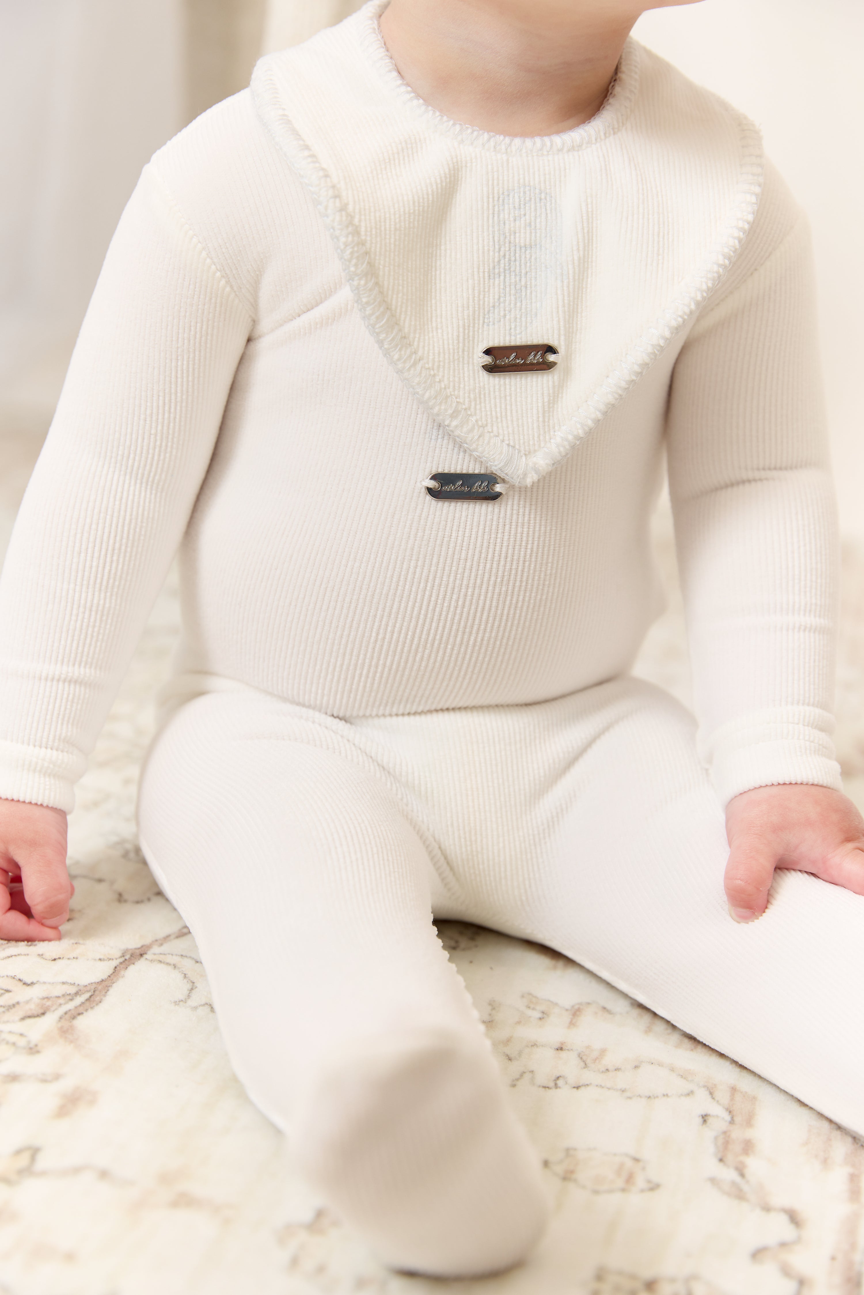 Atelier Bunny Bib - Blue