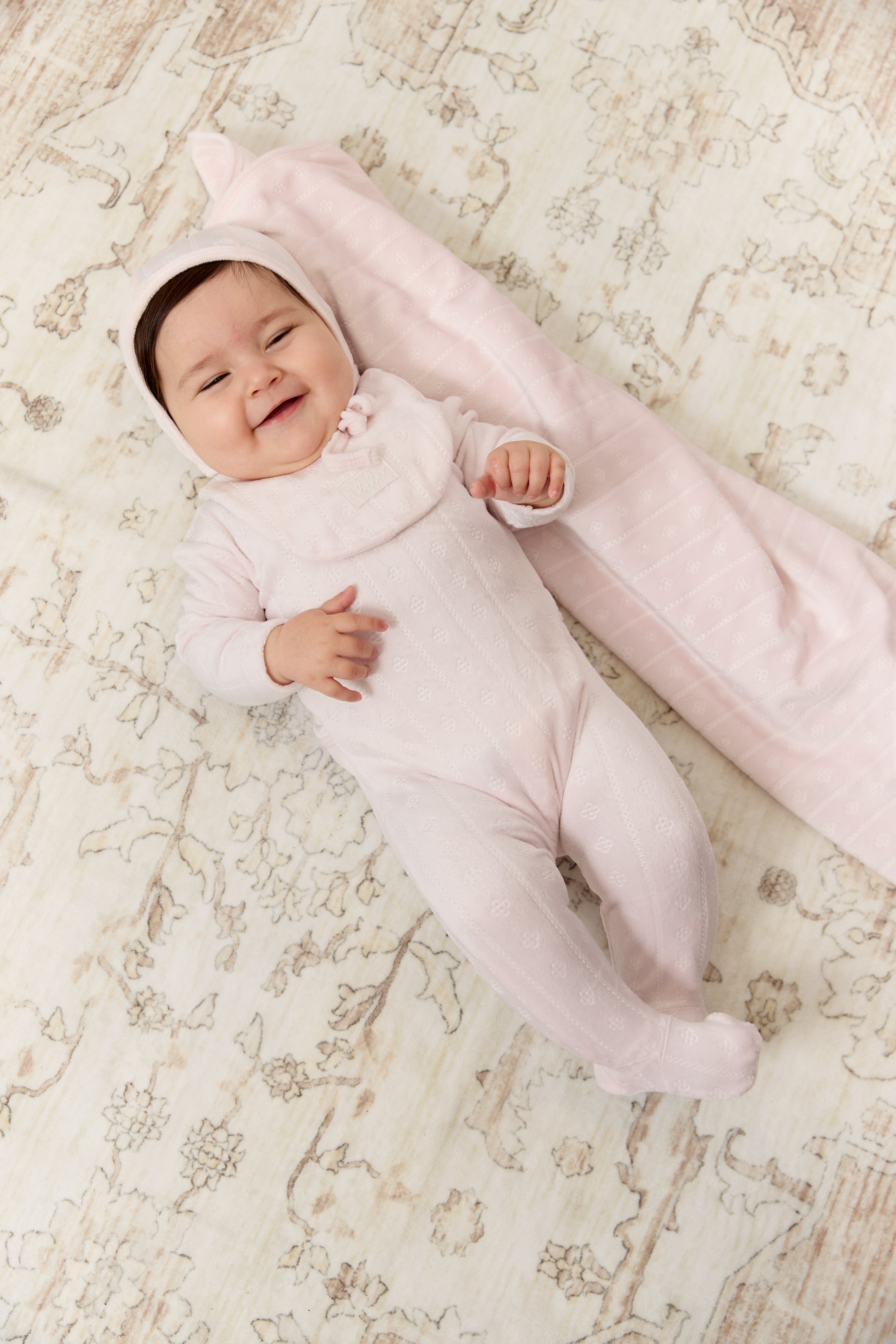 Bebe Pointelle Footie, Hat & Blanket Set - Pink