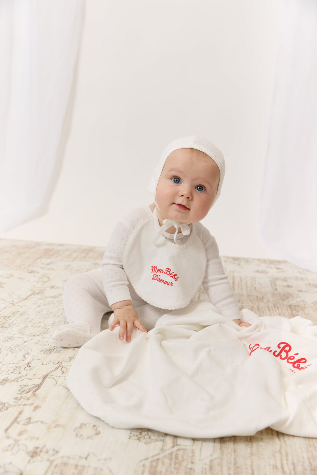 Mon Bebe Footie, Hat & Blanket Set - Red