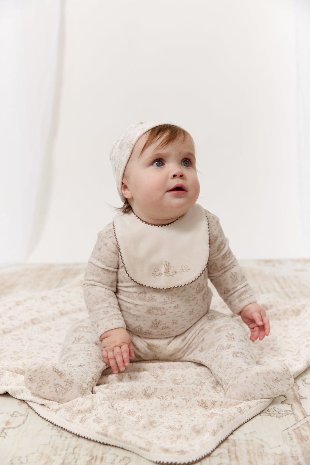 Woodland Toile Footie, Hat & Blanket Set - Taupe