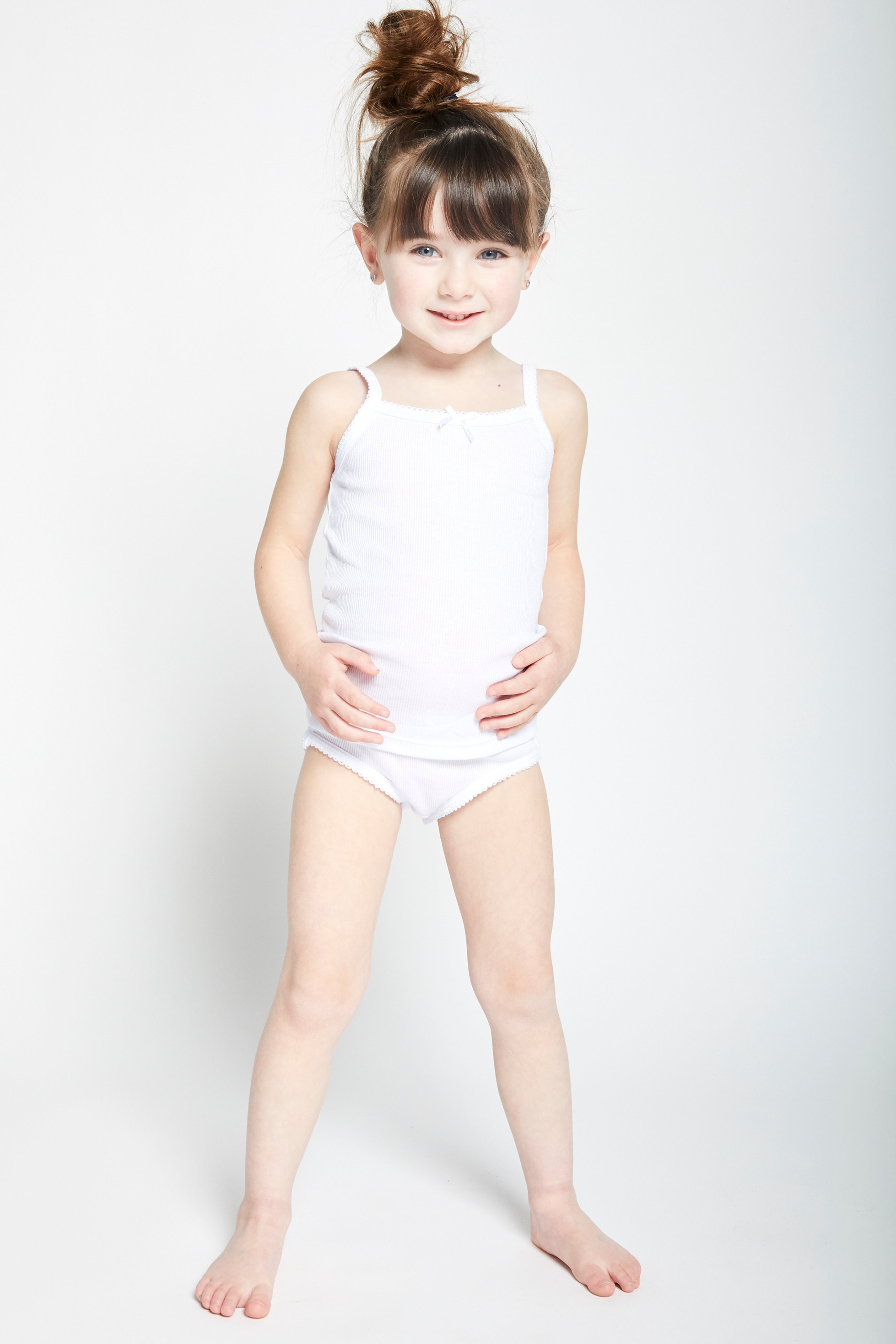 Feathers Girls Rib White Snug Fit Tagless Briefs Underwear - 100% Cotton Super Soft Panties